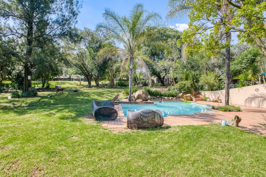 9 Bedroom Property for Sale in Chartwell Gauteng