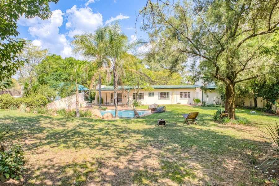 9 Bedroom Property for Sale in Chartwell Gauteng
