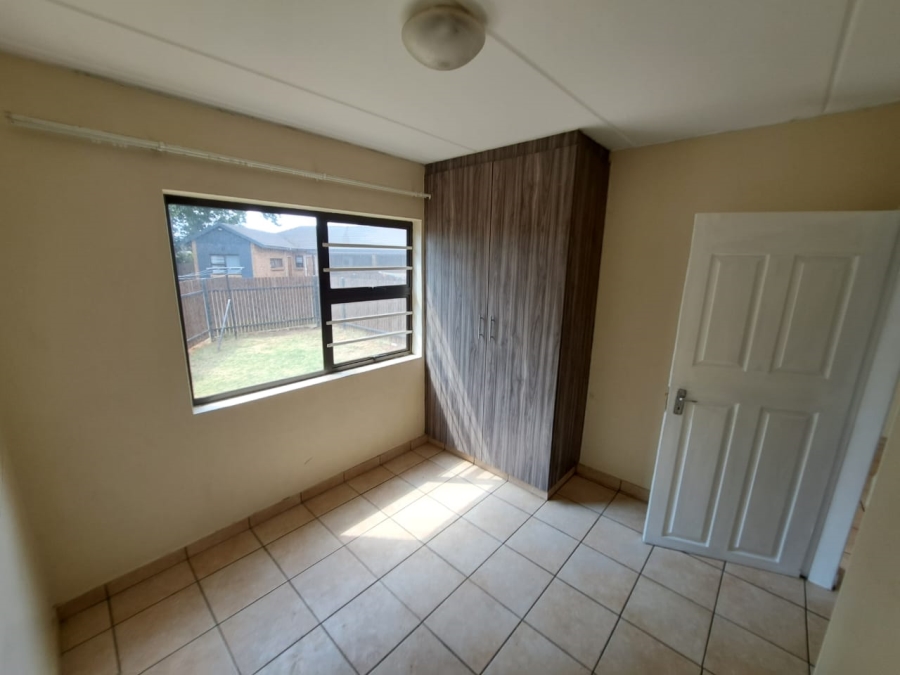 2 Bedroom Property for Sale in Angelo Gauteng