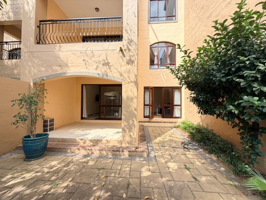To Let 1 Bedroom Property for Rent in Lonehill Gauteng
