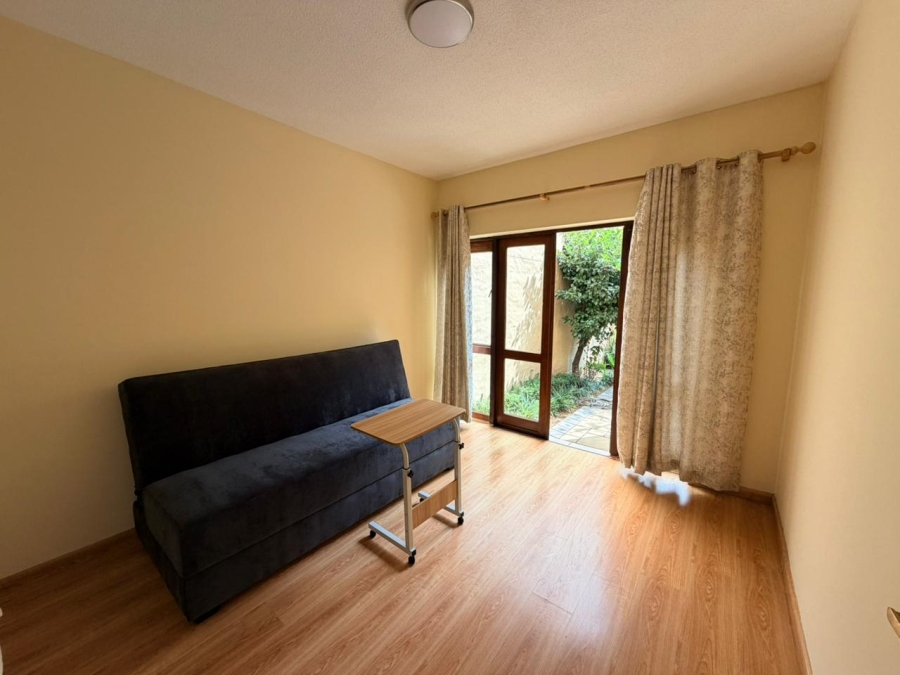 To Let 1 Bedroom Property for Rent in Lonehill Gauteng