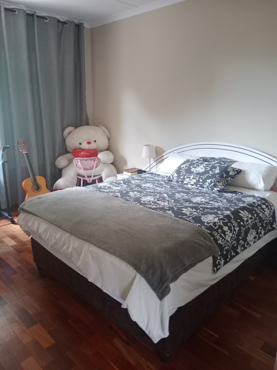 2 Bedroom Property for Sale in Lyndhurst Gauteng