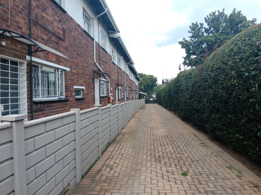 2 Bedroom Property for Sale in Lyndhurst Gauteng