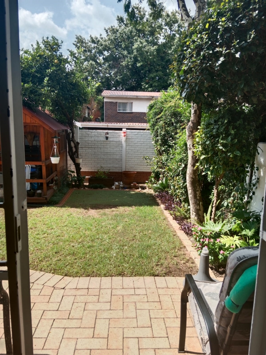 2 Bedroom Property for Sale in Lyndhurst Gauteng