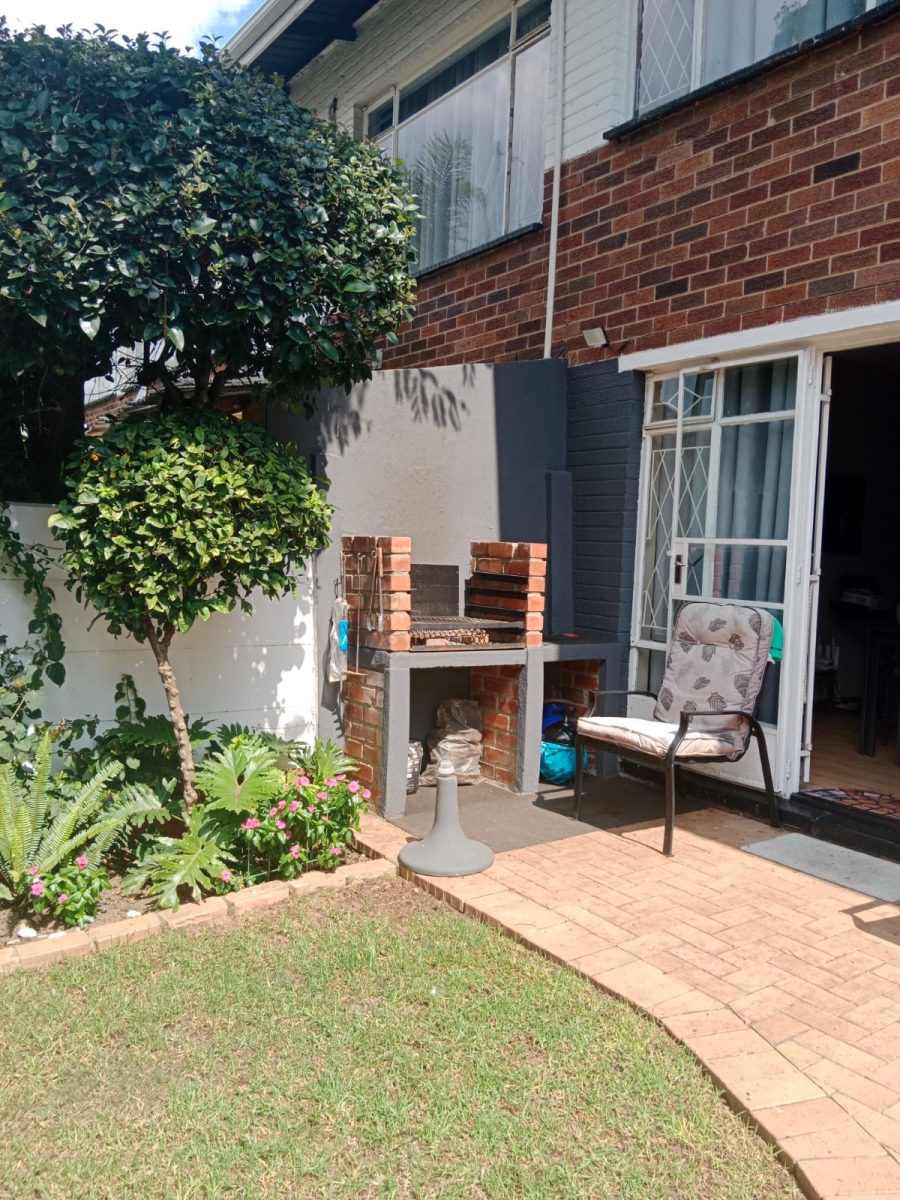2 Bedroom Property for Sale in Lyndhurst Gauteng