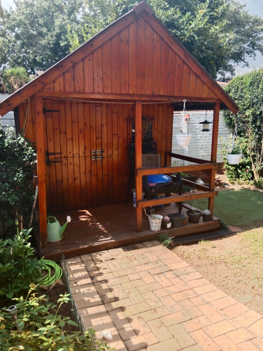 2 Bedroom Property for Sale in Lyndhurst Gauteng