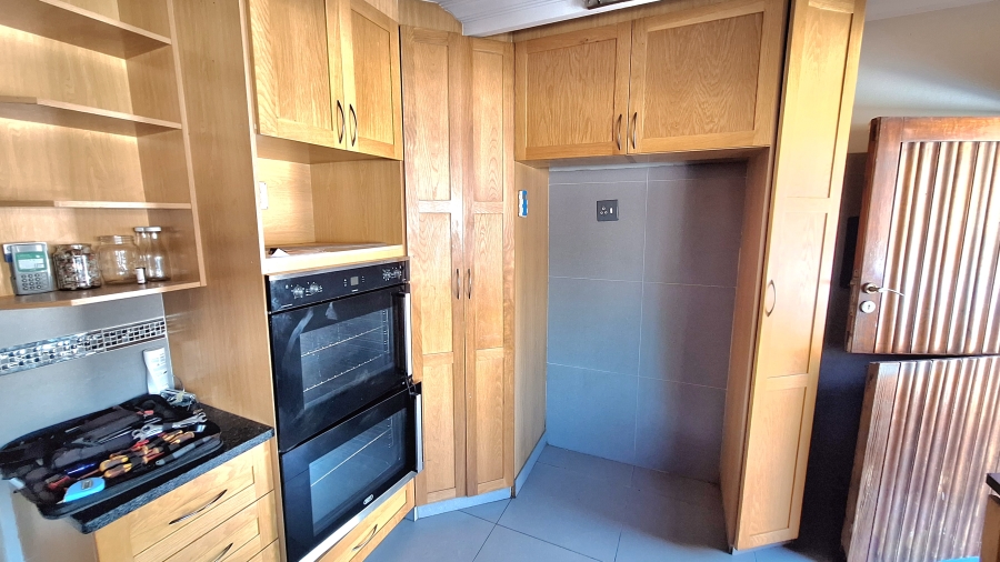 4 Bedroom Property for Sale in Wonderboom South Gauteng