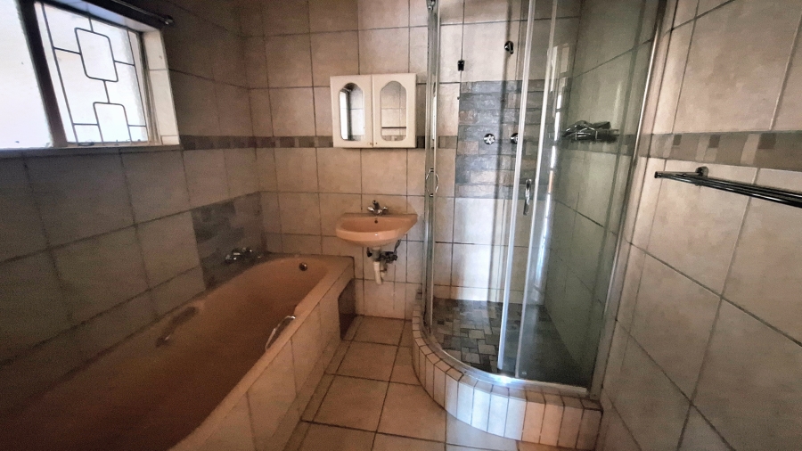 4 Bedroom Property for Sale in Wonderboom South Gauteng