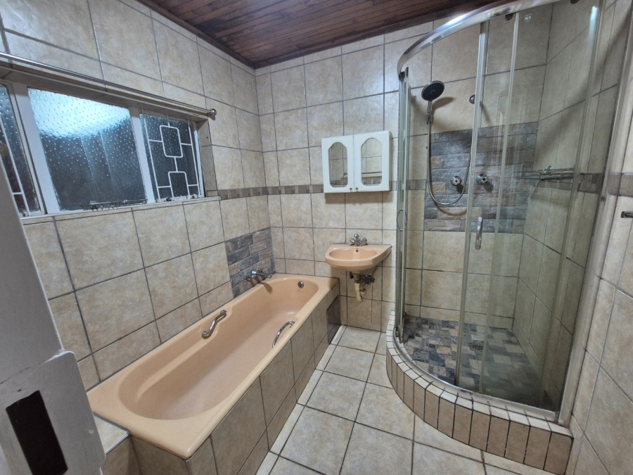 4 Bedroom Property for Sale in Wonderboom South Gauteng