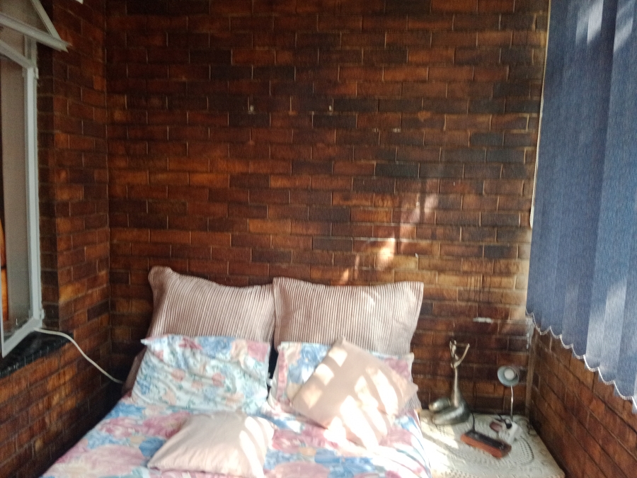 2 Bedroom Property for Sale in Vanderbijlpark CW 3 Gauteng