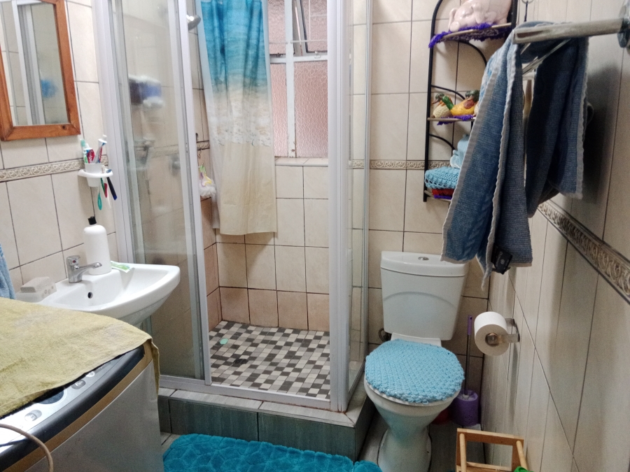 2 Bedroom Property for Sale in Vanderbijlpark CW 3 Gauteng