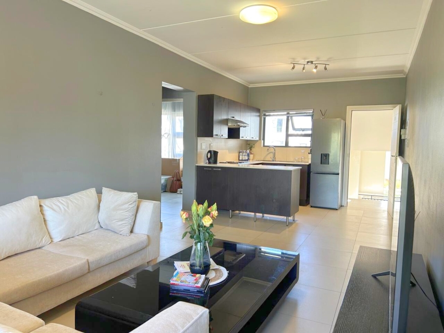 To Let 2 Bedroom Property for Rent in Fourways Gauteng