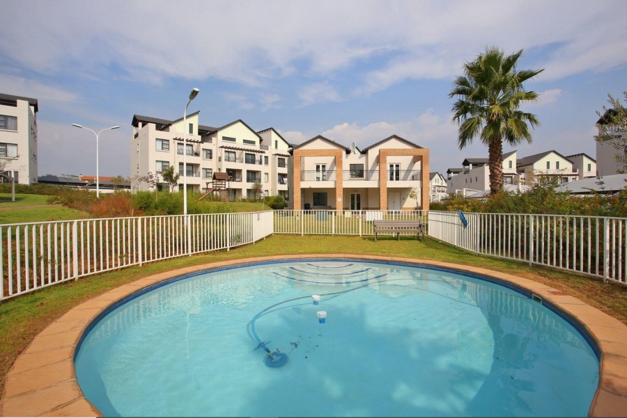 To Let 2 Bedroom Property for Rent in Fourways Gauteng