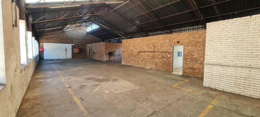 To Let Commercial Property for Rent in Anderbolt Gauteng