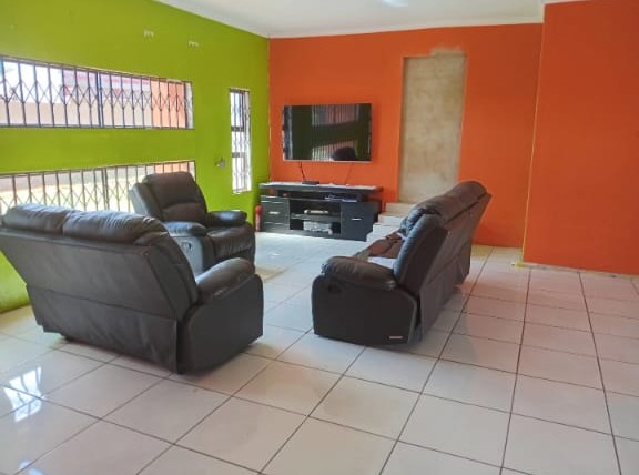 5 Bedroom Property for Sale in Lenasia South Gauteng