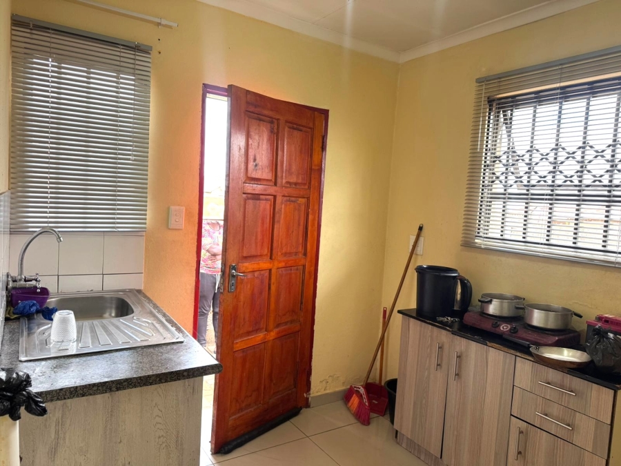 2 Bedroom Property for Sale in Alliance Gauteng