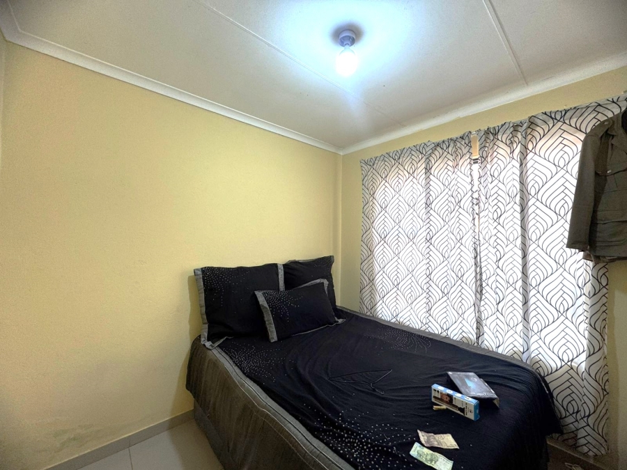 2 Bedroom Property for Sale in Alliance Gauteng