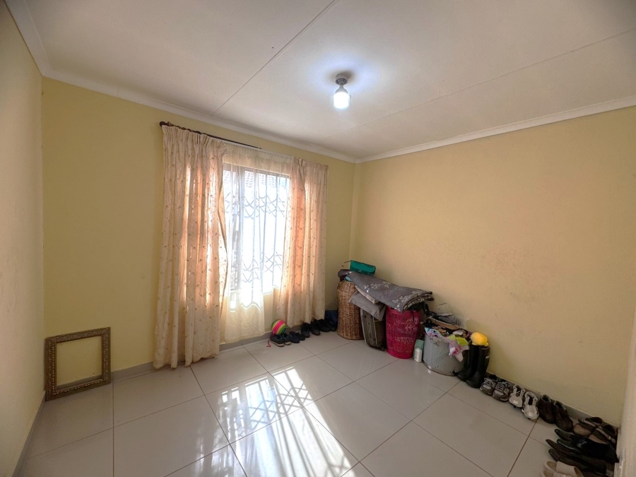 2 Bedroom Property for Sale in Alliance Gauteng