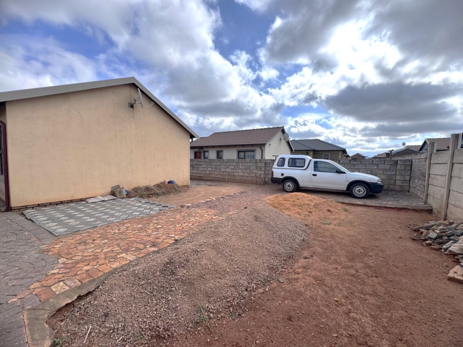 2 Bedroom Property for Sale in Alliance Gauteng