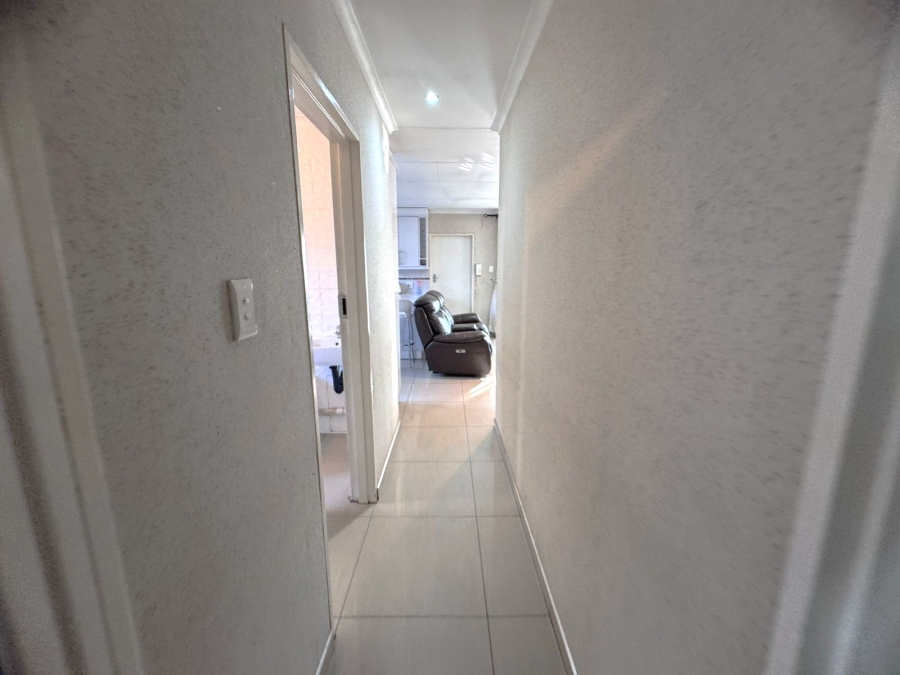 4 Bedroom Property for Sale in Klippoortje Gauteng