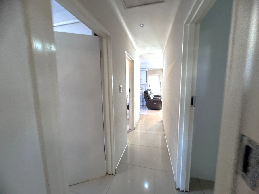 4 Bedroom Property for Sale in Klippoortje Gauteng