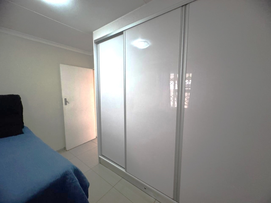 4 Bedroom Property for Sale in Klippoortje Gauteng