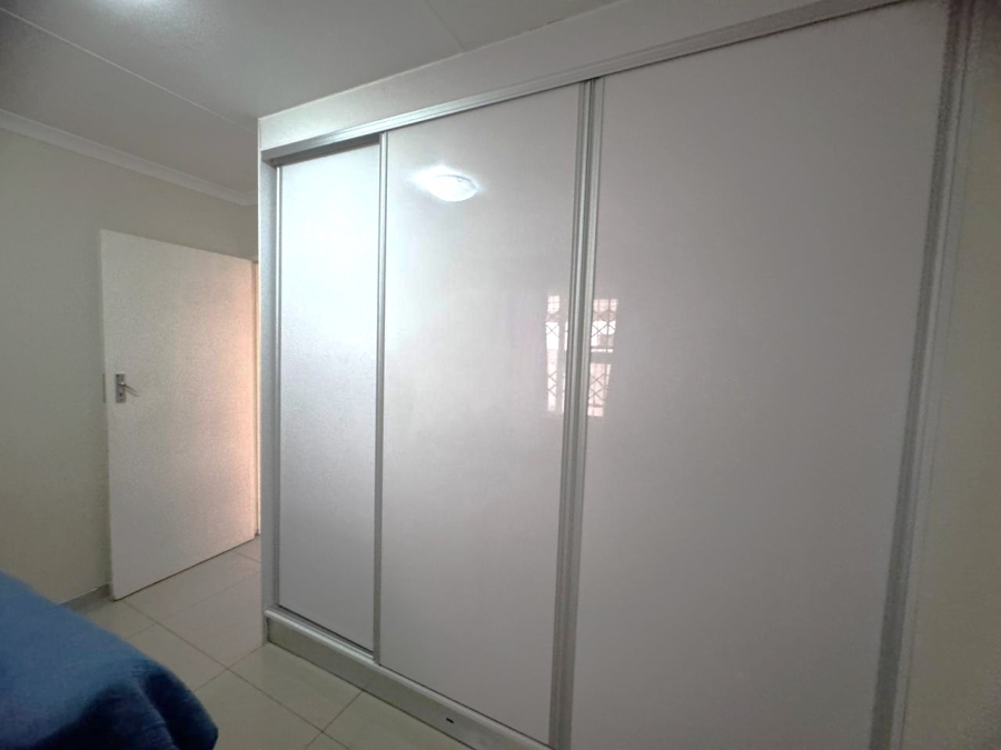 4 Bedroom Property for Sale in Klippoortje Gauteng