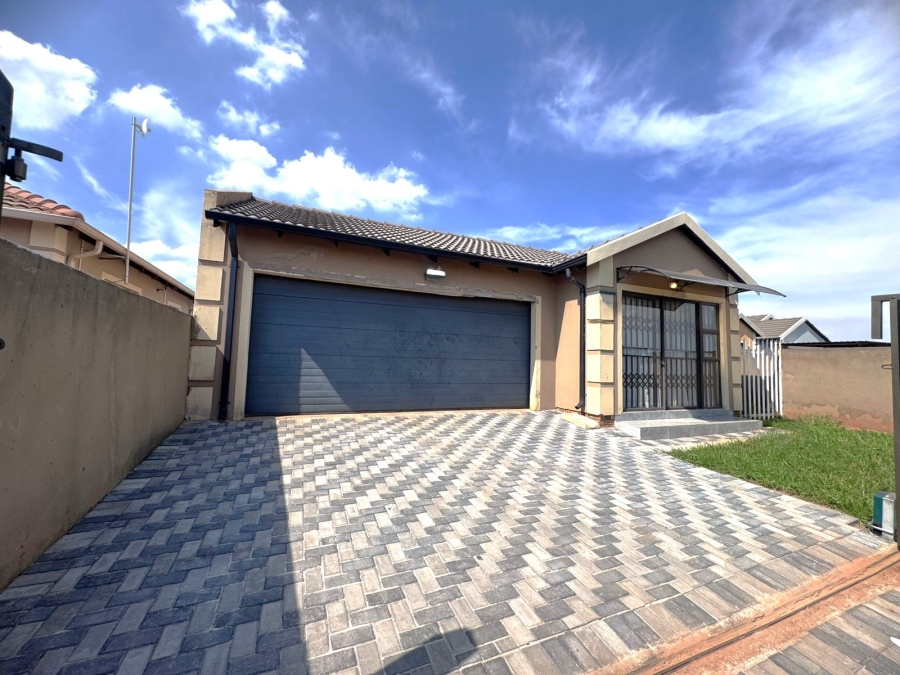 3 Bedroom Property for Sale in Alliance Gauteng