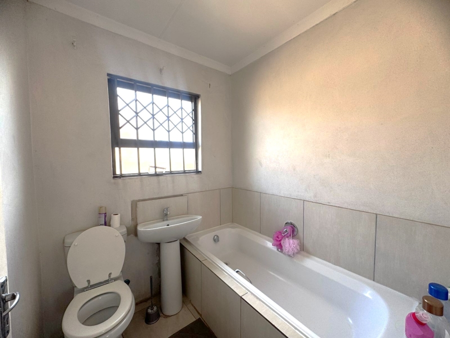 3 Bedroom Property for Sale in Alliance Gauteng