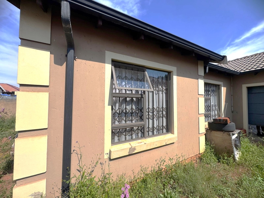 3 Bedroom Property for Sale in Alliance Gauteng
