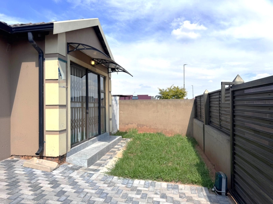 3 Bedroom Property for Sale in Alliance Gauteng