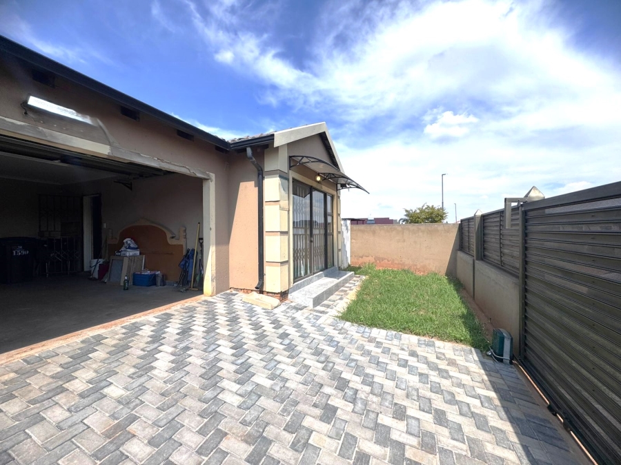 3 Bedroom Property for Sale in Alliance Gauteng