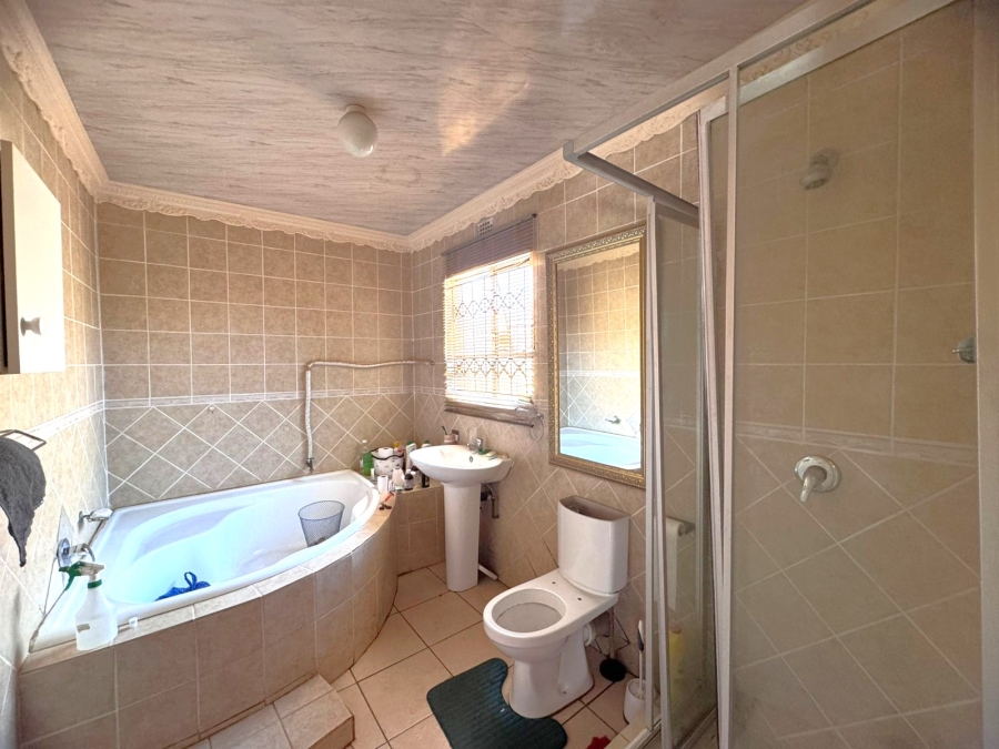 3 Bedroom Property for Sale in Vosloorus Ext 6 Gauteng