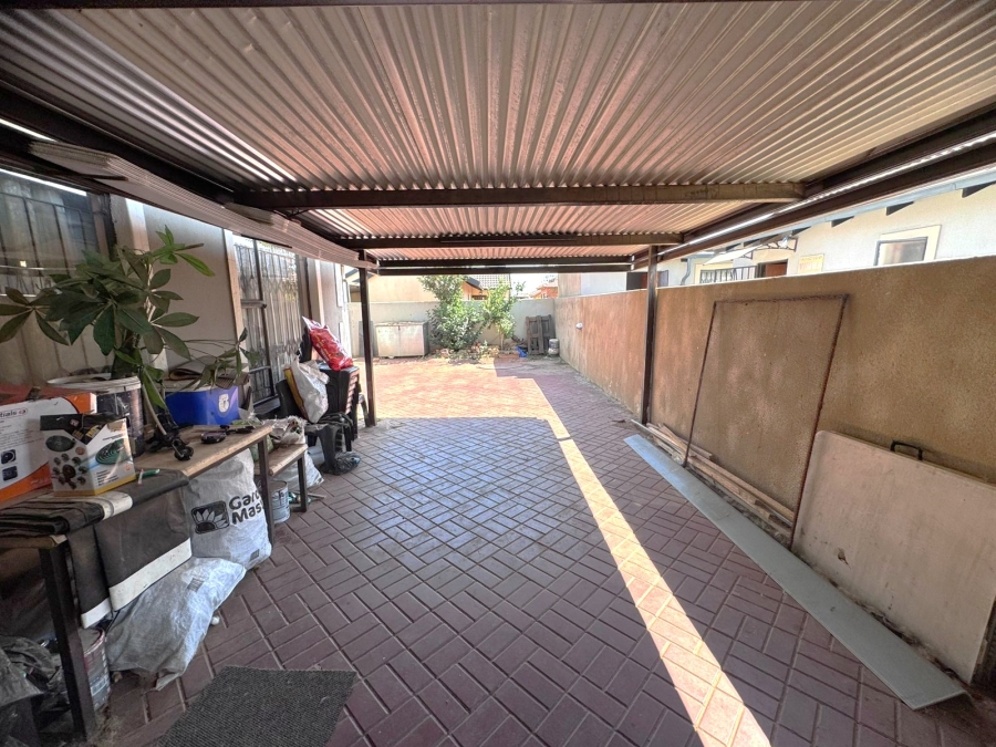 3 Bedroom Property for Sale in Vosloorus Ext 6 Gauteng