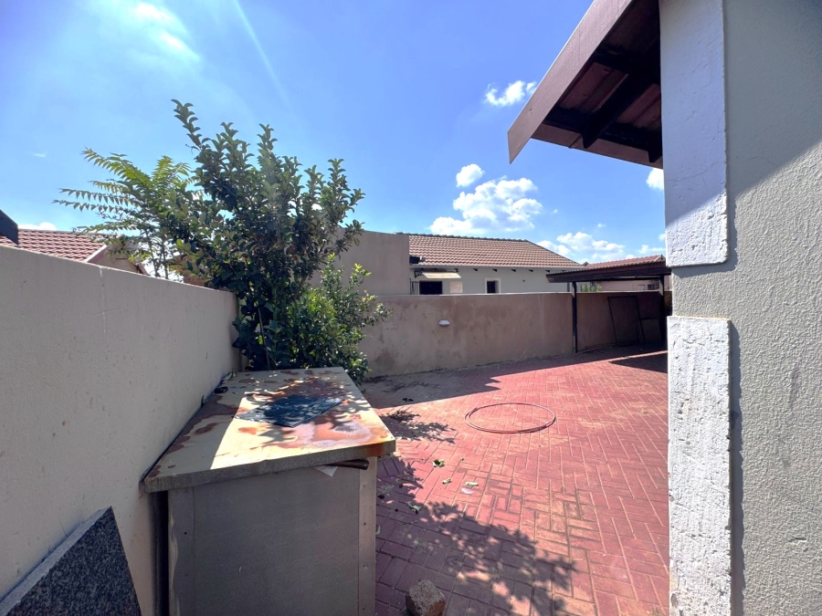 3 Bedroom Property for Sale in Vosloorus Ext 6 Gauteng