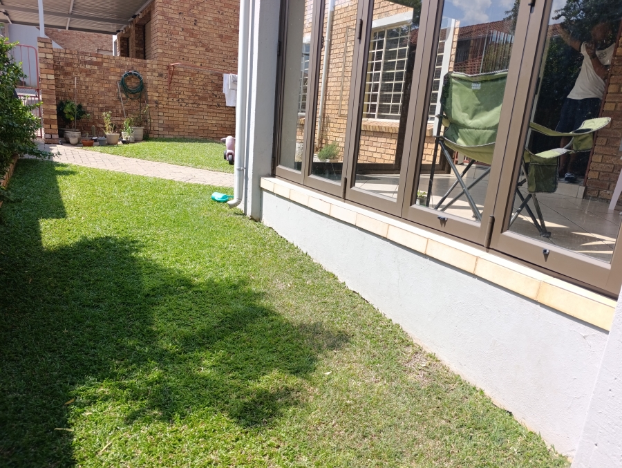 2 Bedroom Property for Sale in Celtisdal Gauteng