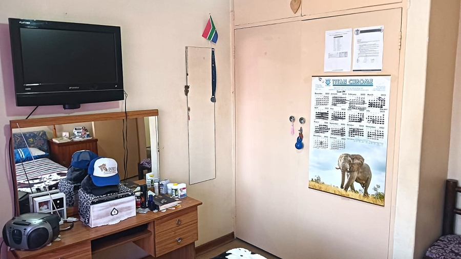 4 Bedroom Property for Sale in Esther Park Gauteng