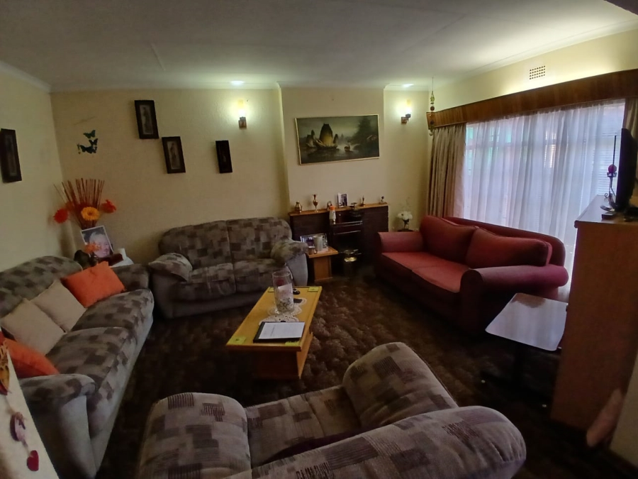 4 Bedroom Property for Sale in Esther Park Gauteng