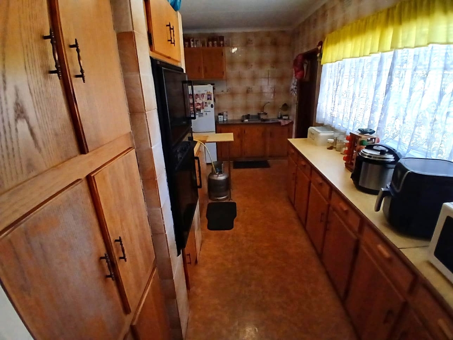 4 Bedroom Property for Sale in Esther Park Gauteng