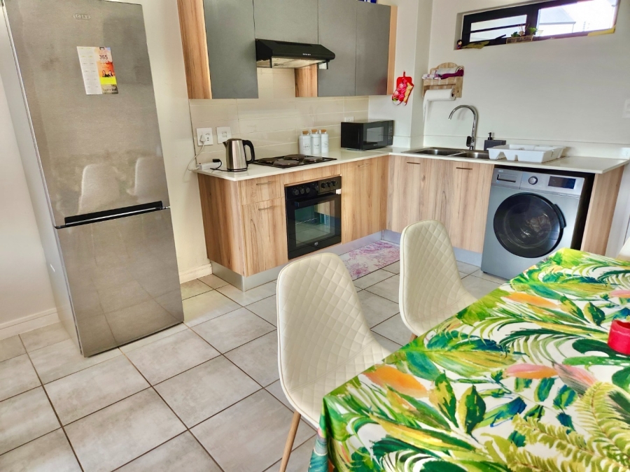 To Let 2 Bedroom Property for Rent in Linbro Park Gauteng