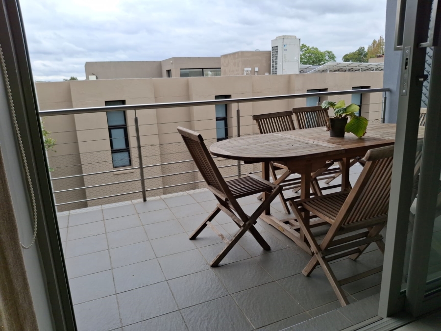 To Let 3 Bedroom Property for Rent in Oaklands Gauteng