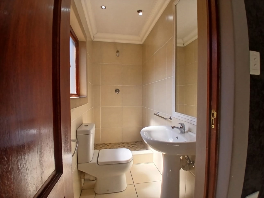 To Let Commercial Property for Rent in Bedfordview Gauteng