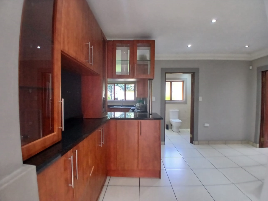 To Let Commercial Property for Rent in Bedfordview Gauteng