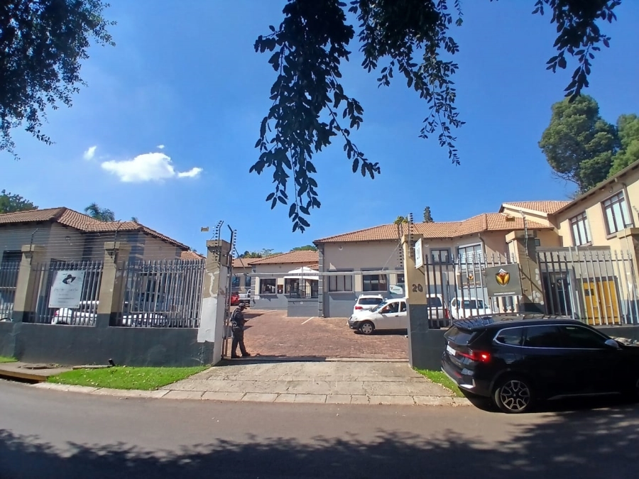 To Let Commercial Property for Rent in Bedfordview Gauteng
