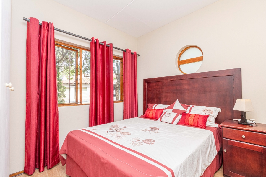 2 Bedroom Property for Sale in Noordhang Gauteng