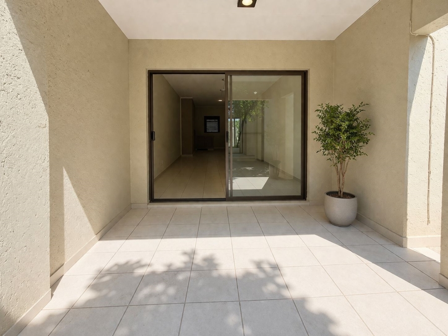 To Let 2 Bedroom Property for Rent in Fourways Gauteng