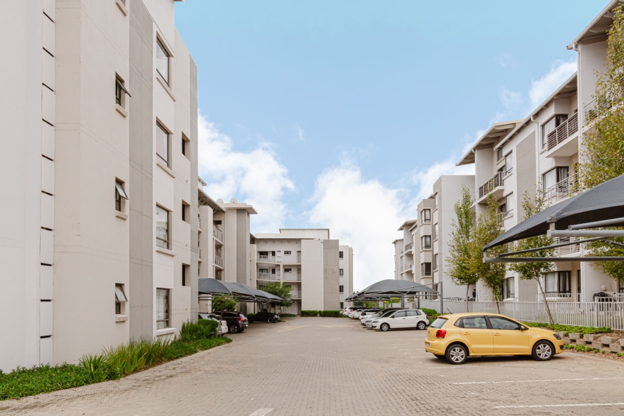 2 Bedroom Property for Sale in Broadacres Gauteng