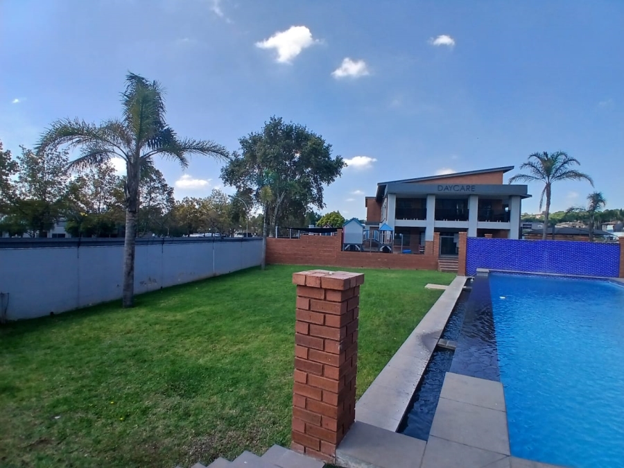 To Let 1 Bedroom Property for Rent in Kensington Gauteng