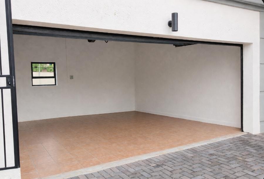 To Let 3 Bedroom Property for Rent in Douglasdale Gauteng