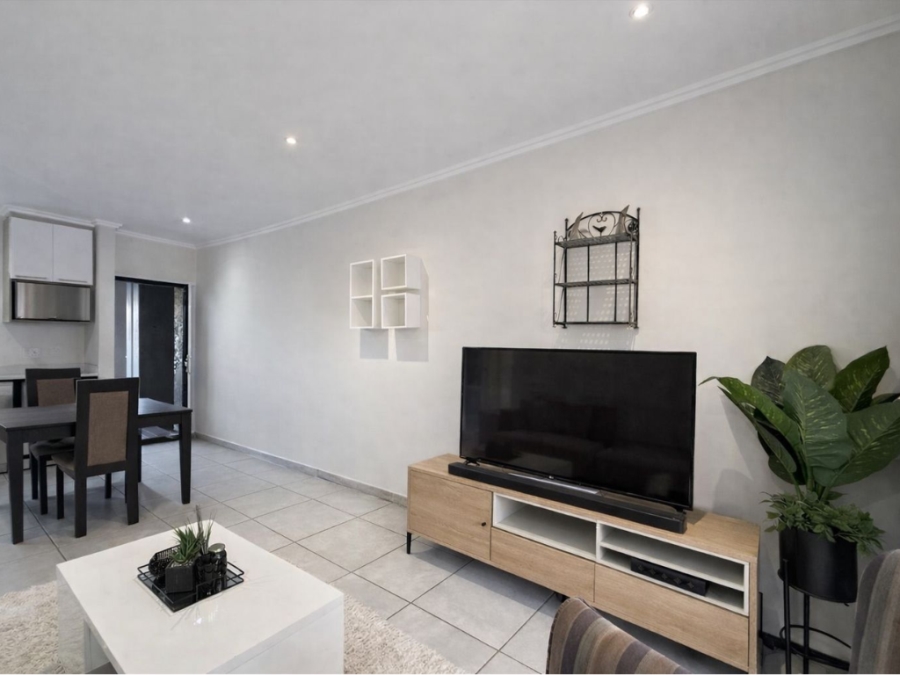 1 Bedroom Property for Sale in Fourways Gauteng